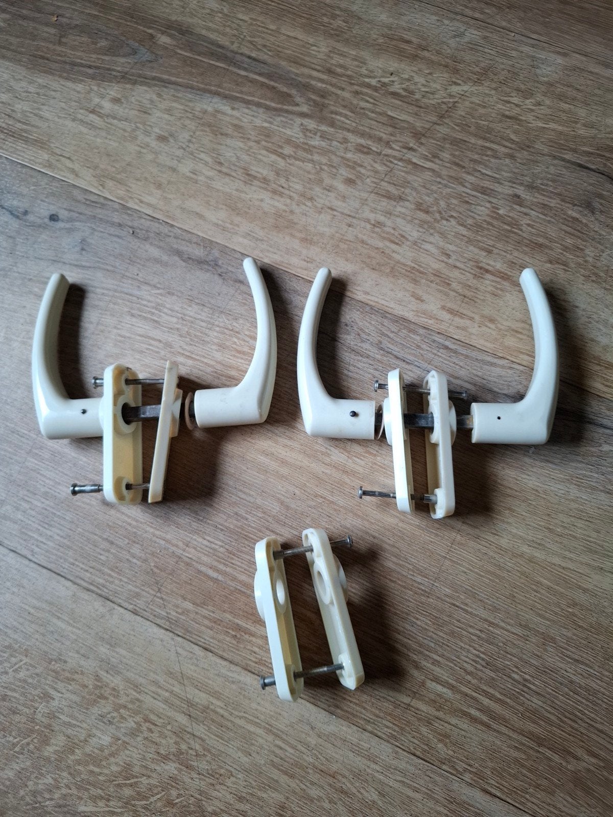 Bakeliet Bakelieten klinken en schilden deurbeslag, Ophalen of Verzenden, Klink of Kruk