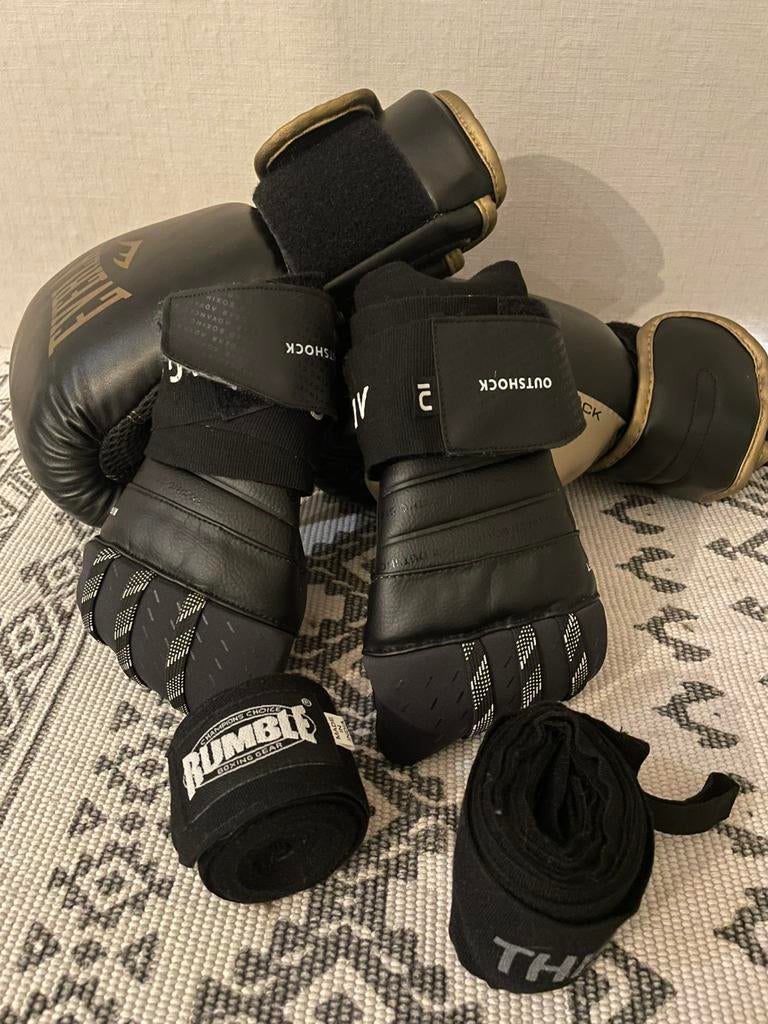 Everlast bokshandschoenen inclusief bandage, Ophalen of Verzenden, Zo goed als nieuw, Bokshandschoenen