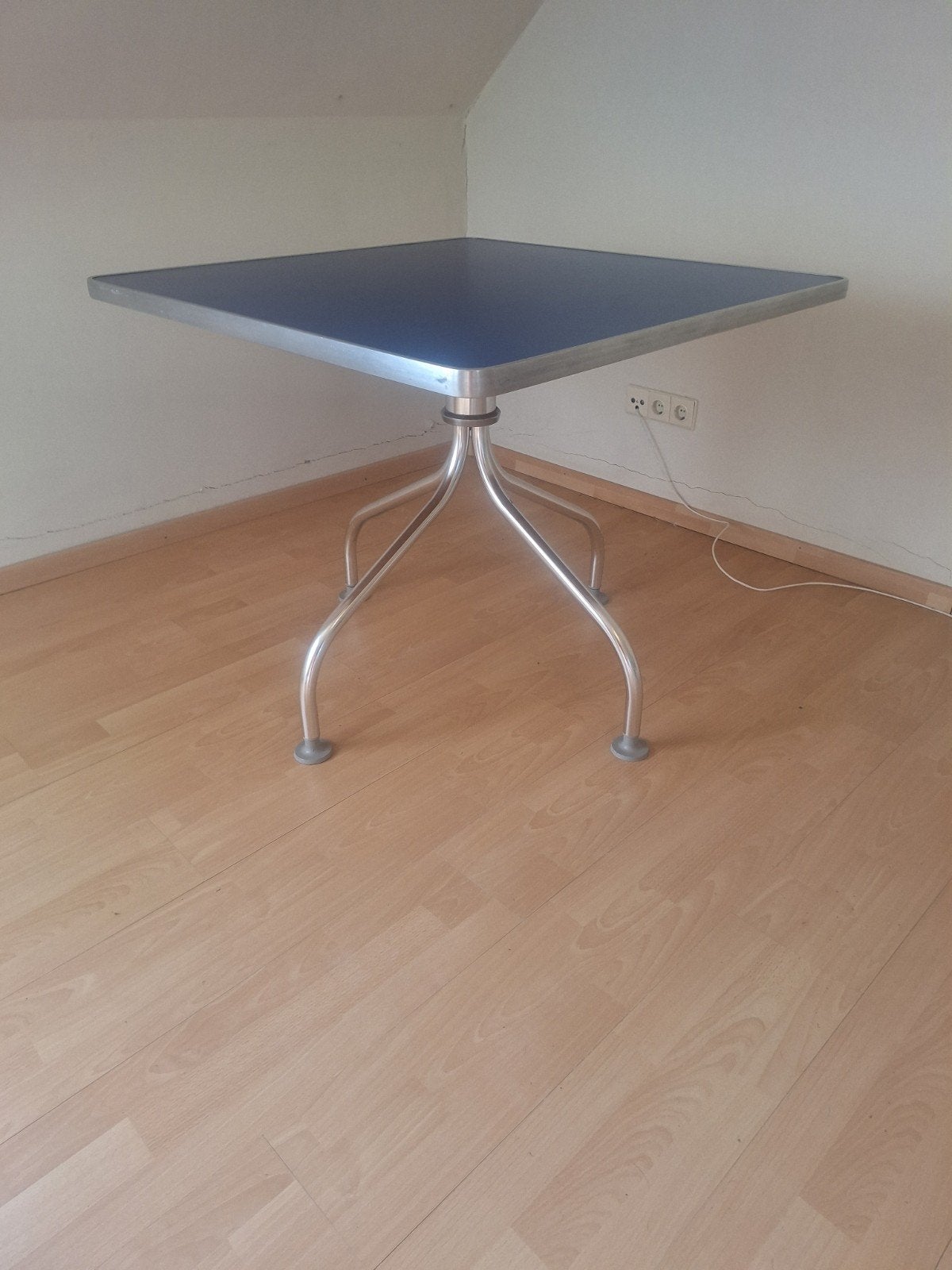 Vierkante blauwe tafel 90x90cm, Huis en Inrichting, Ophalen, 50 tot 100 cm, Vierkant, 50 tot 100 cm