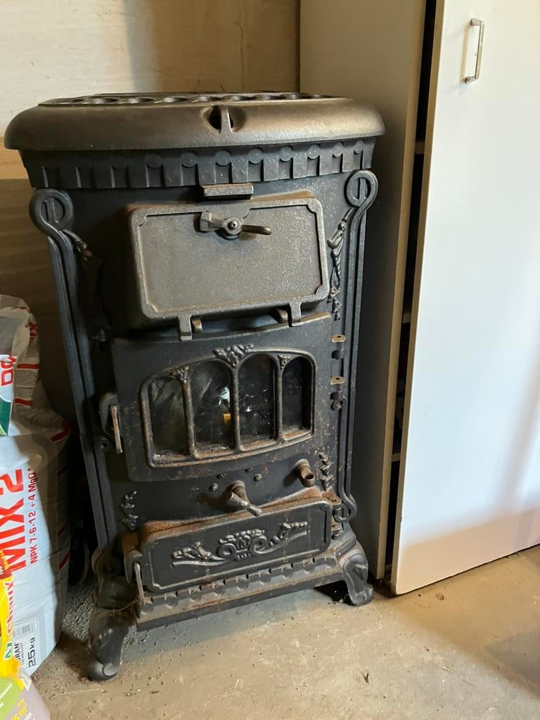 Gietijzeren gaskachel, Ophalen, Gebruikt, Gas, Gaskachel