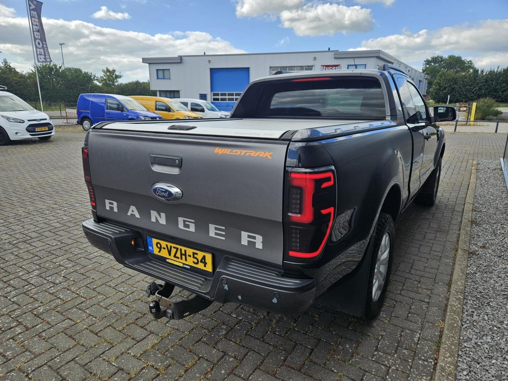 Ford Ranger 3.2 TDCi Wildtrak Super Cab Stoere 4 x 4, Auto's, Ford, 2103 kg, Euro 5, Zwart, Bedrijf