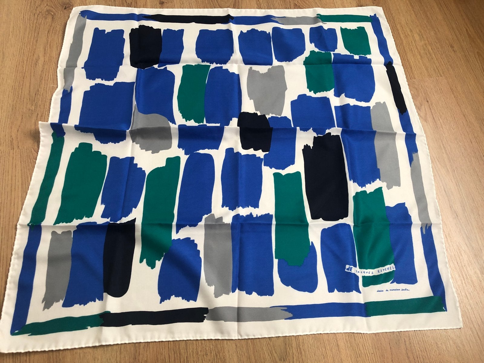 Jacques esterel blauw wit groen vierkante sjaal bandana, Maat 46/48 (XL) of groter, Ophalen of Verzenden, Zo goed als nieuw, X
