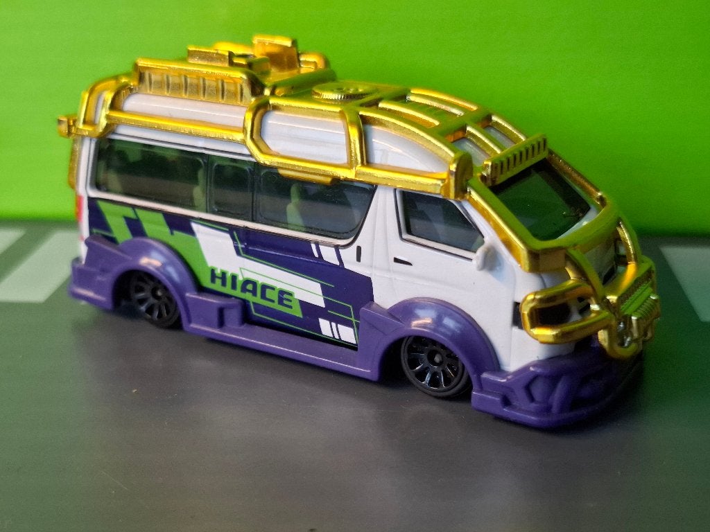 Majorette 216c - Toyota Hiace [wit] 1/60, Ophalen of Verzenden, Gebruikt, Auto