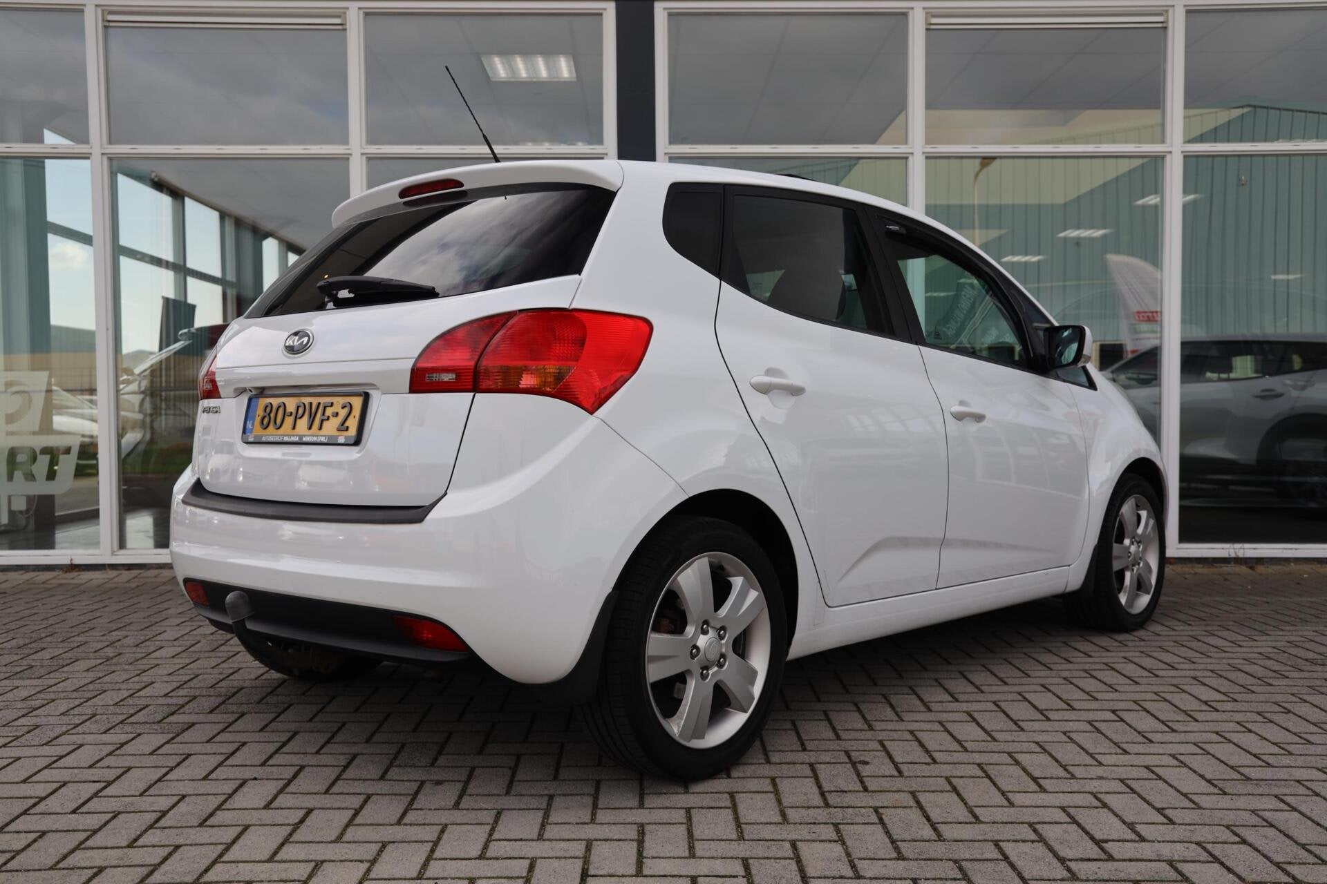 Kia Venga 1.4 CVVT Fuse|Panorama|Cruise control|Camera|, Auto's, Voorwielaandrijving, Euro 5, Start-stop-systeem, Gebruikt