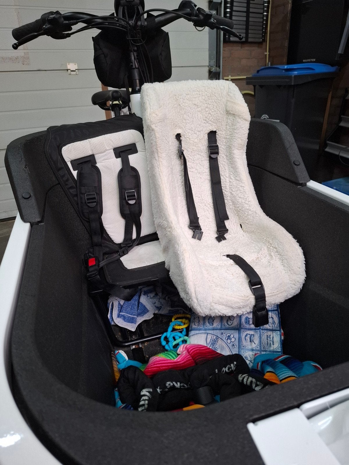 Melia Peuterschaal voor bakfiets carqon cruise, Ophalen of Verzenden, Gebruikt, 9 t/m 18 kg, Melia