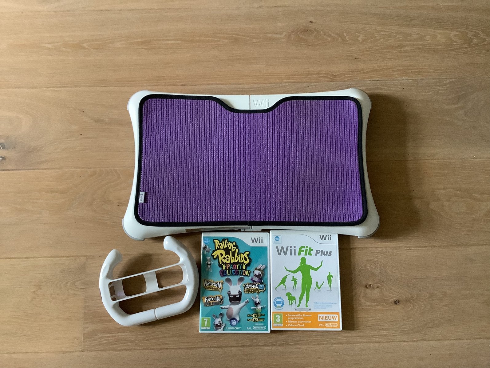 Wii spullen, Spelcomputers en Games, Spelcomputers | Nintendo 2DS en 3DS, Ophalen of Verzenden, Zo goed als nieuw, 2DS