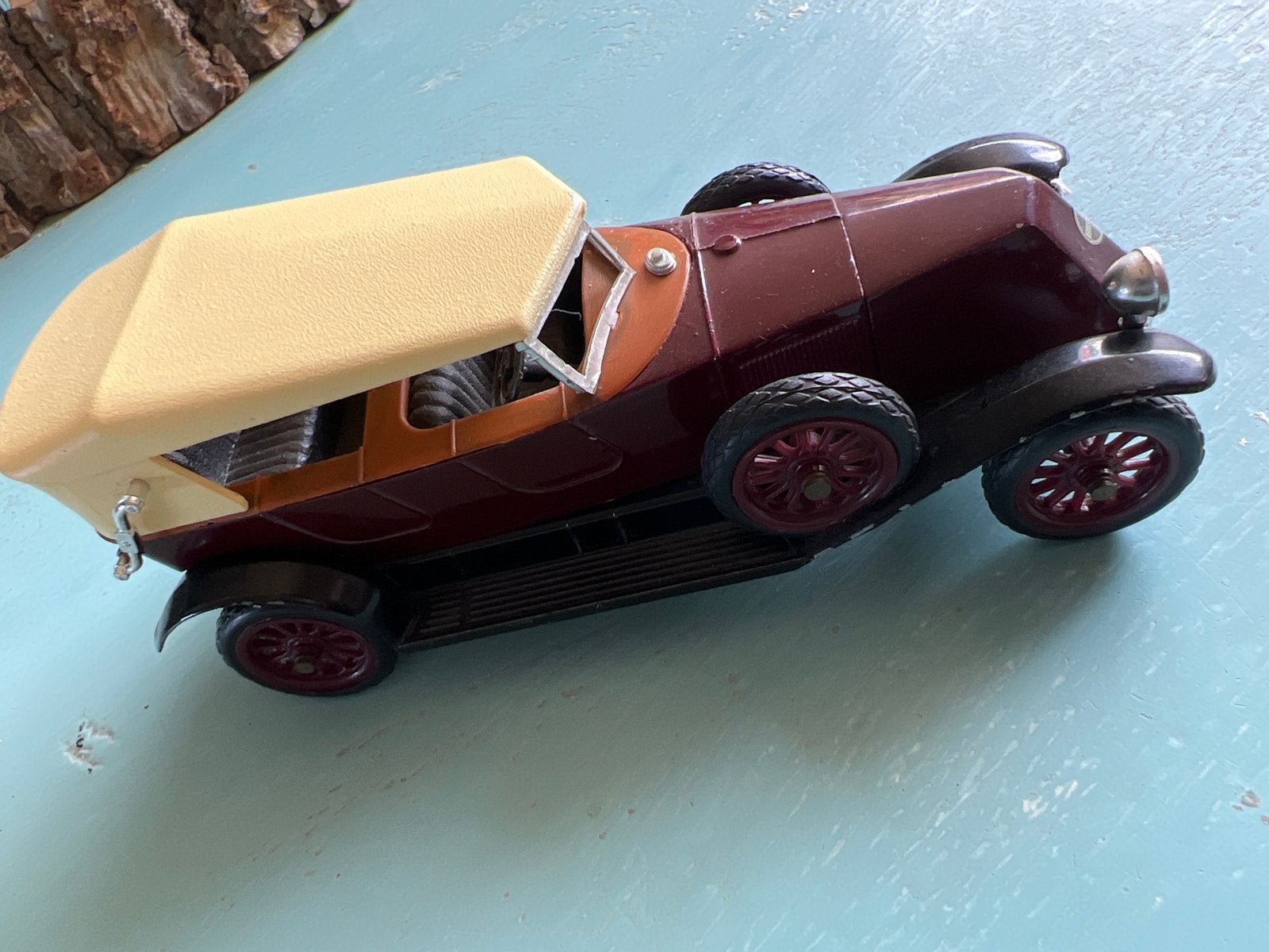 Rio Renault 1023 modelauto - Lichte schade, koplamp mist, Hobby en Vrije tijd, Modelauto's | Overige schalen, Gebruikt, Auto, Ophalen