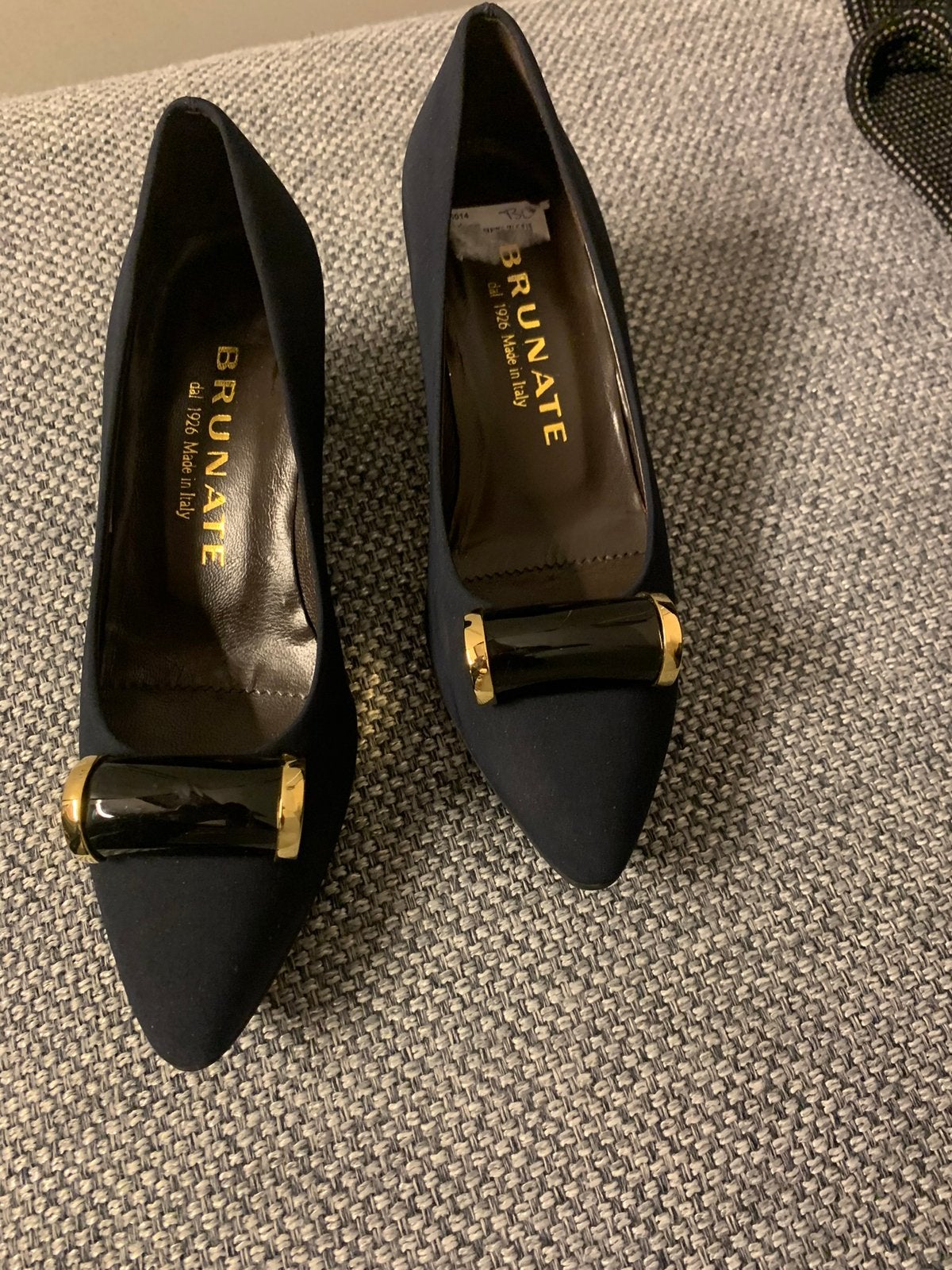 Nieuw blauw leer pumps merk Brunate maat 35,5, Pumps, Blauw, Nieuw, Ophalen of Verzenden
