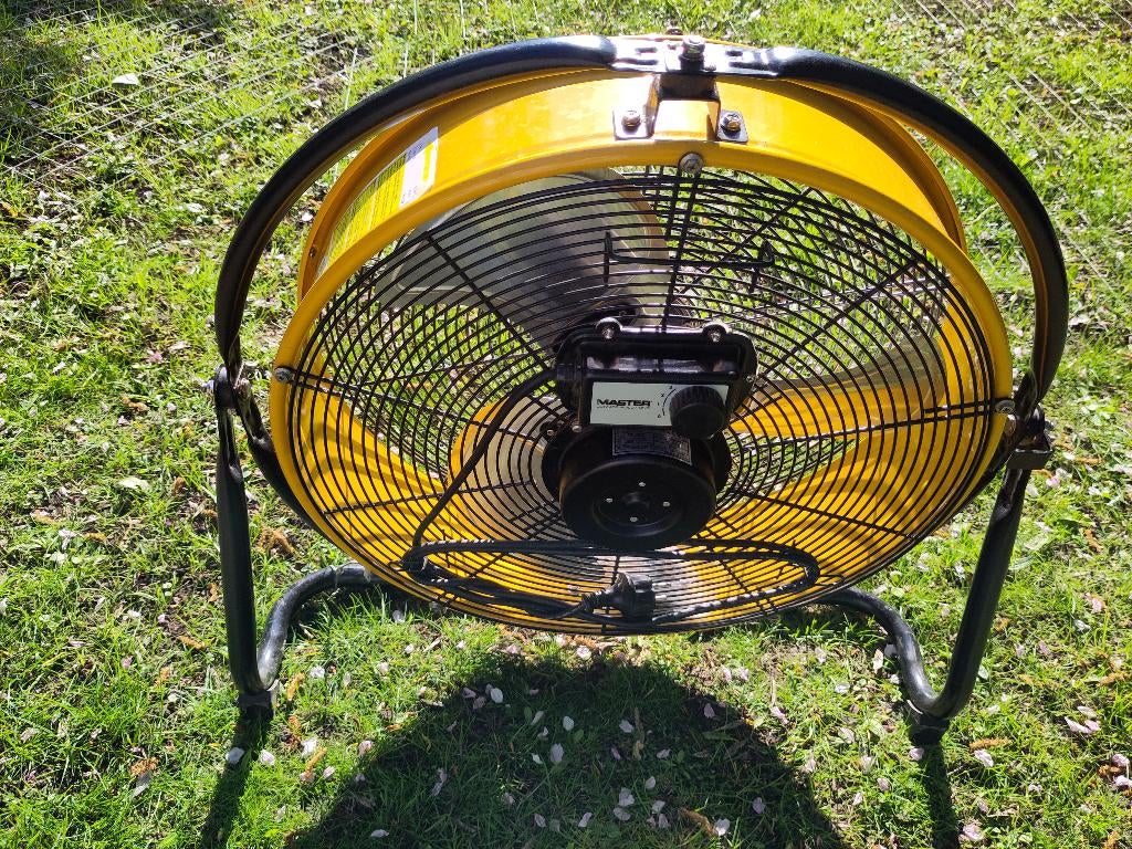 Professionele ventilator master df 20 p. Voor stal/ schuur, Ophalen, Zo goed als nieuw