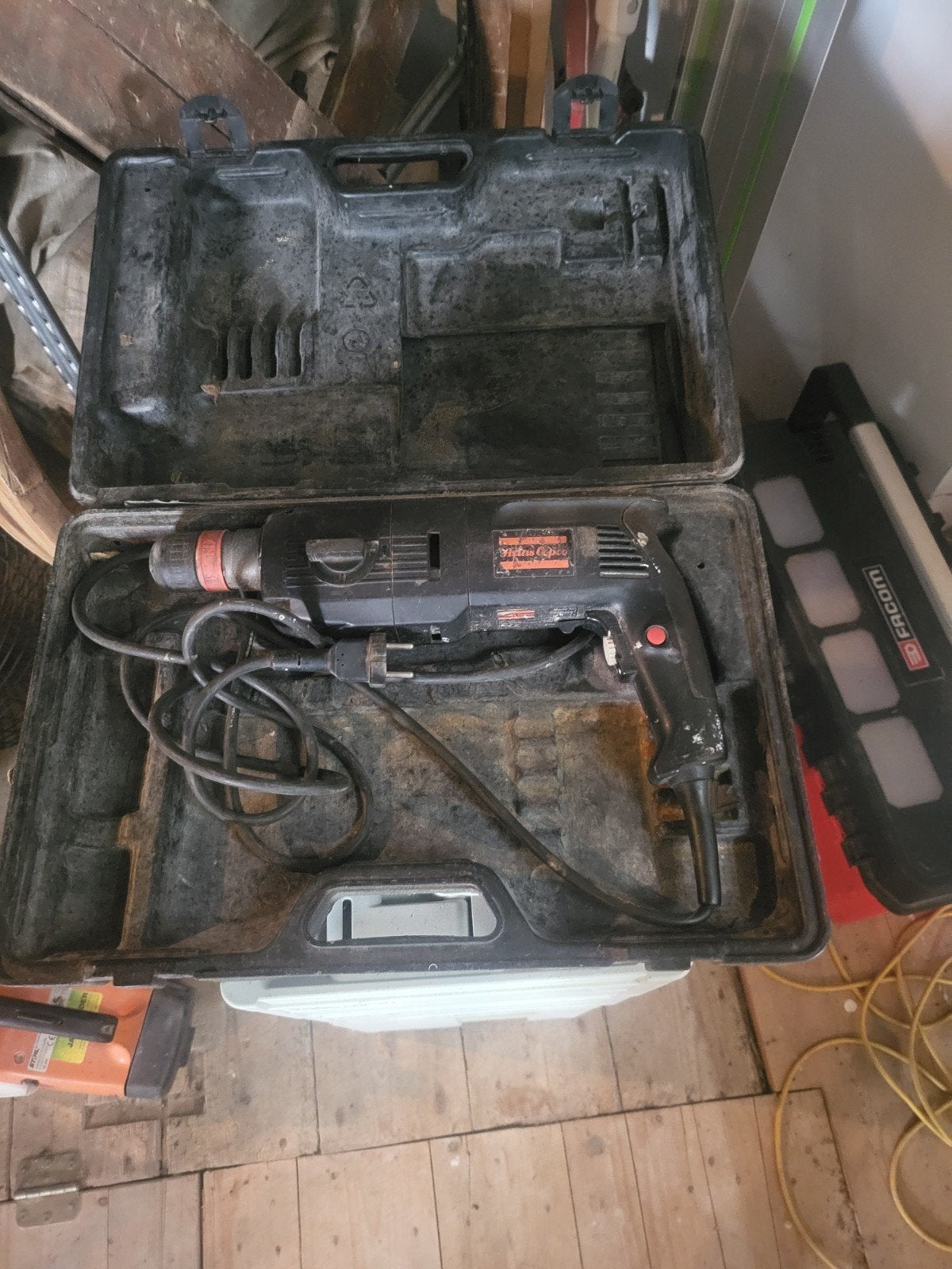 Atlas Copco PHE 24 RX Boorhamer in koffer, Ophalen, Boor- en/of Breekhamer, Klopboormechanisme, Gebruikt