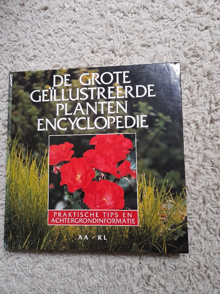 DE GROTE GEILLUSTREERDE PLANTENENCYCLOPEDIE PRAKTISCHE TIPS, Ophalen of Verzenden, Zo goed als nieuw, Tuinieren en Tuinplanten