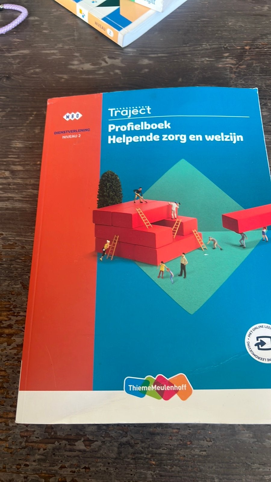 Traject Profielboek Helpende Zorg en Welzijn MBO Niveau 2, Boeken, Schoolboeken, Gelezen, Nederlands, Overige niveaus, Ophalen of Verzenden