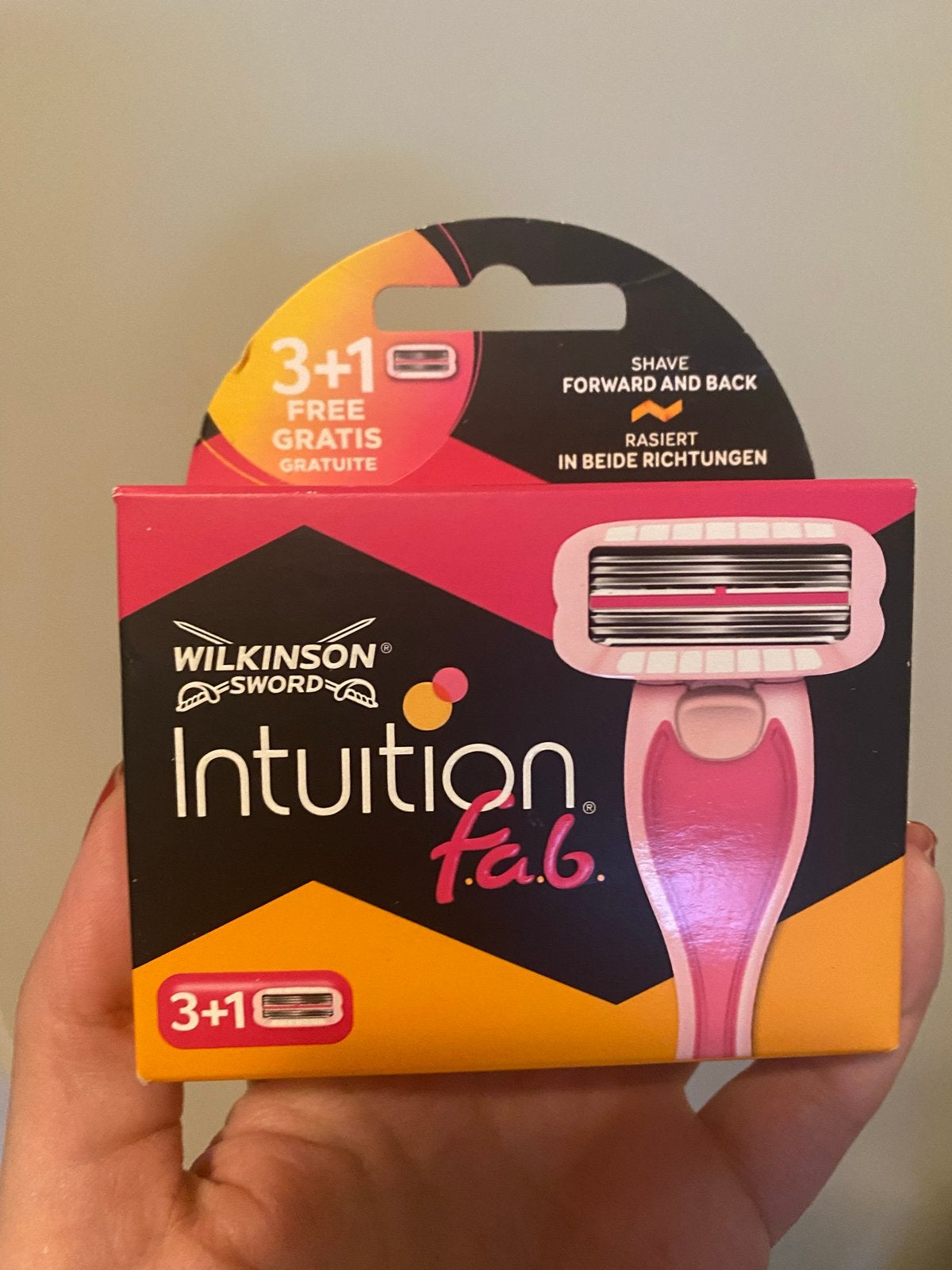 Wilkinson Sword Intuition f.a.b. scheermesjes 3+1 gratis, Verzenden, Nieuw
