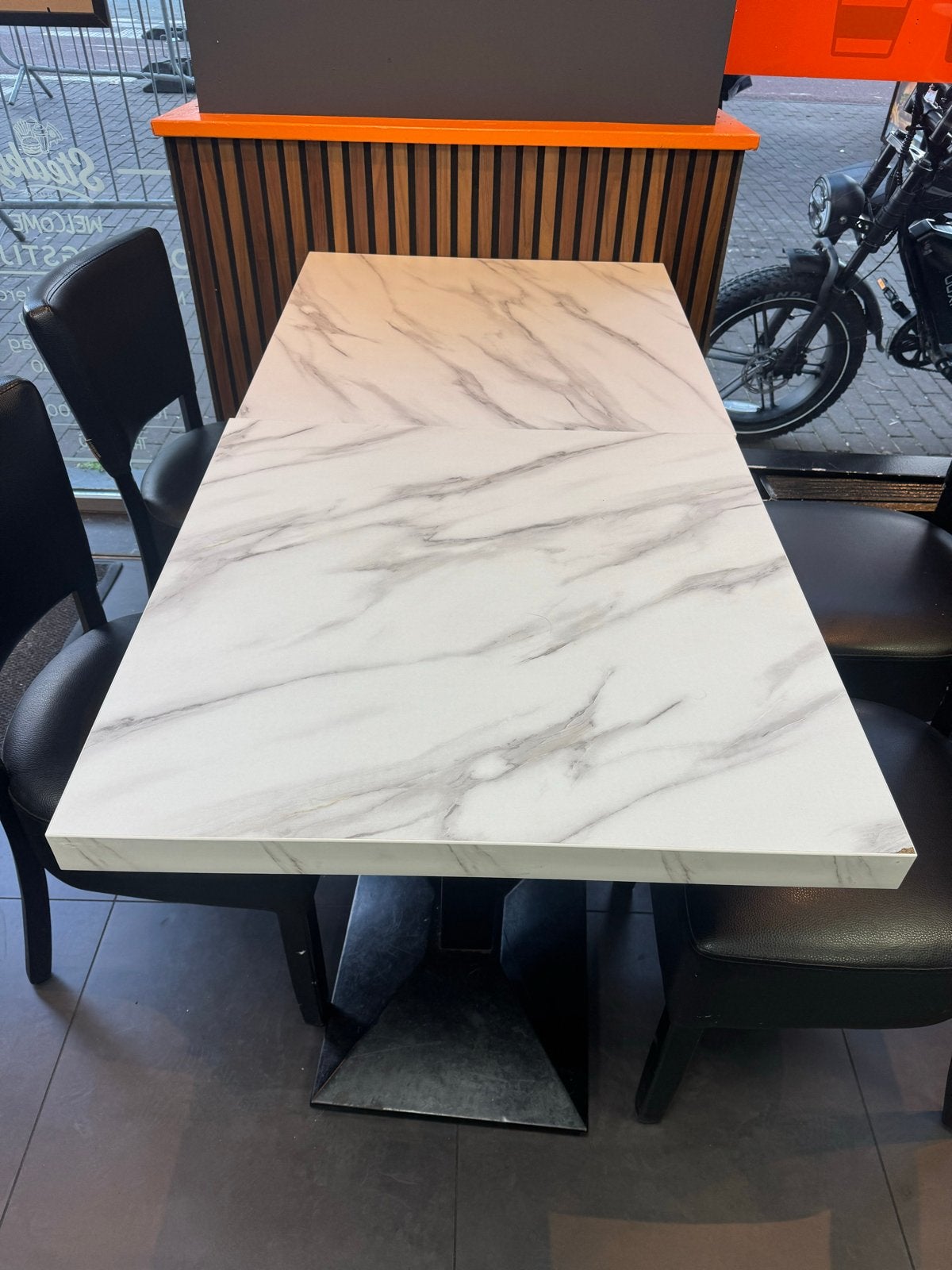 Horeca Eettafels en Stoelen - Marmerlook, Zakelijke goederen, Ophalen, Gebruikt, Meubilair