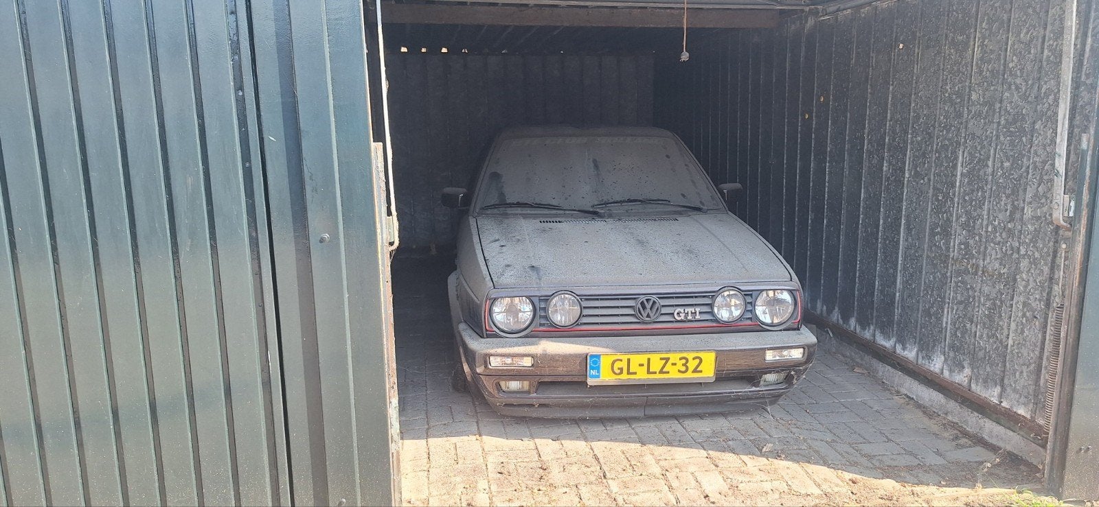 Volkswagen Golf 1.8 GTI 1986, Auto's, Voorwielaandrijving, Zwart, Leder, 1200 kg