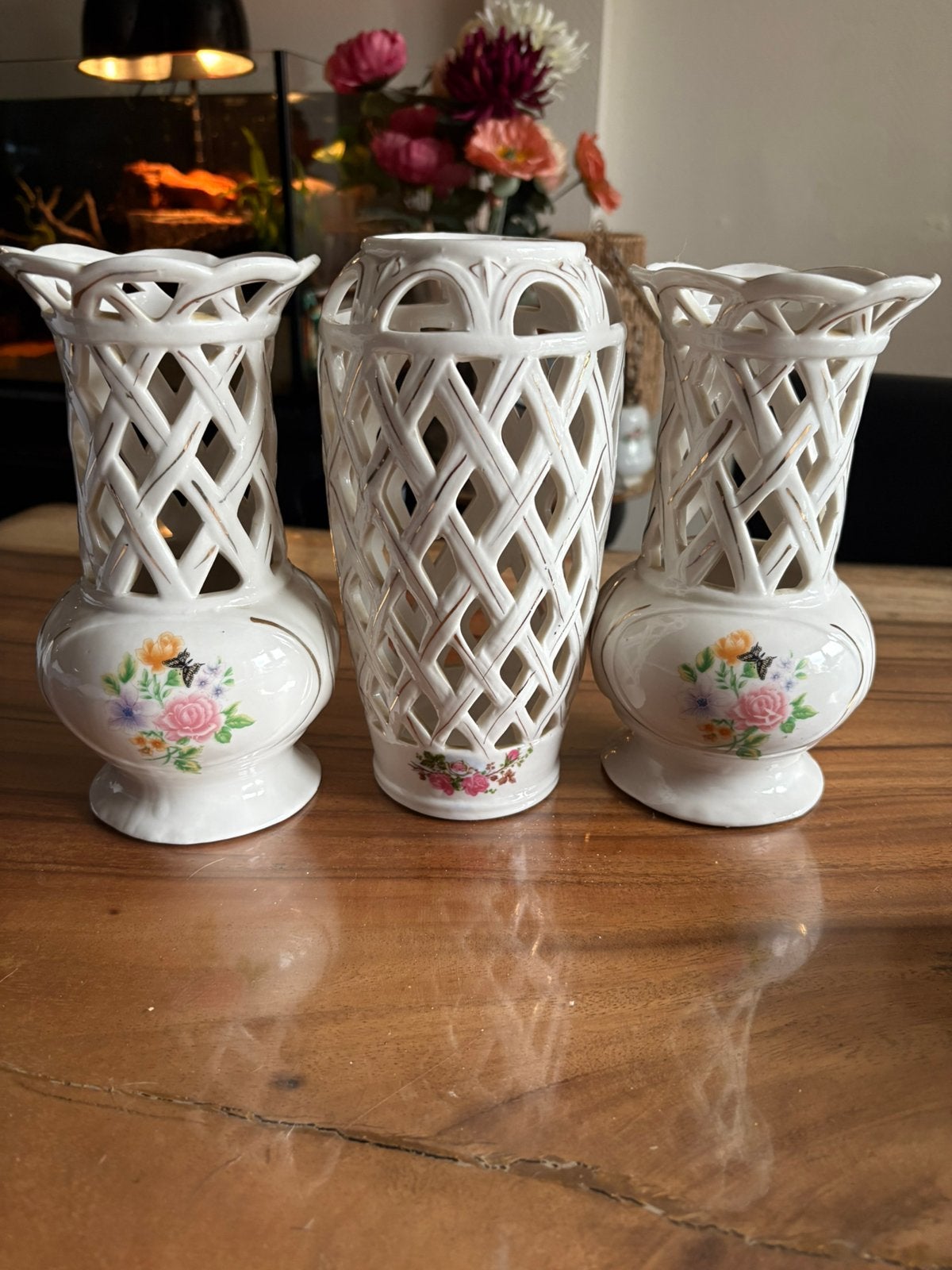 Elegante vintage set van 3 reticulé porseleinen vazen, Antiek en Kunst, Antiek | Vazen, Ophalen