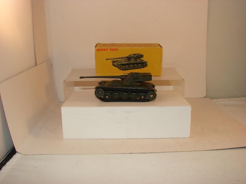 2 e Franse dinky toy 80 C AMX 13 in doos uit 1958., Ophalen of Verzenden, Nieuw, Overige typen, Dinky Toys