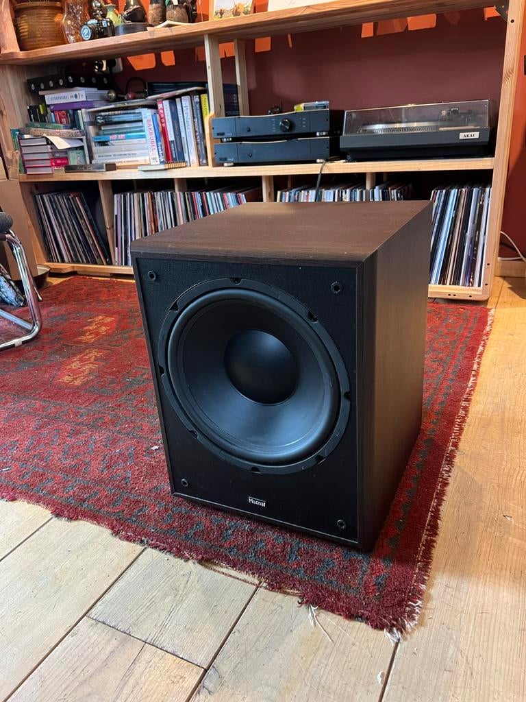 Magnat Monitor Supreme Sub 301A Subwoofer, Gebruikt, Subwoofer, Magnat, Ophalen of Verzenden
