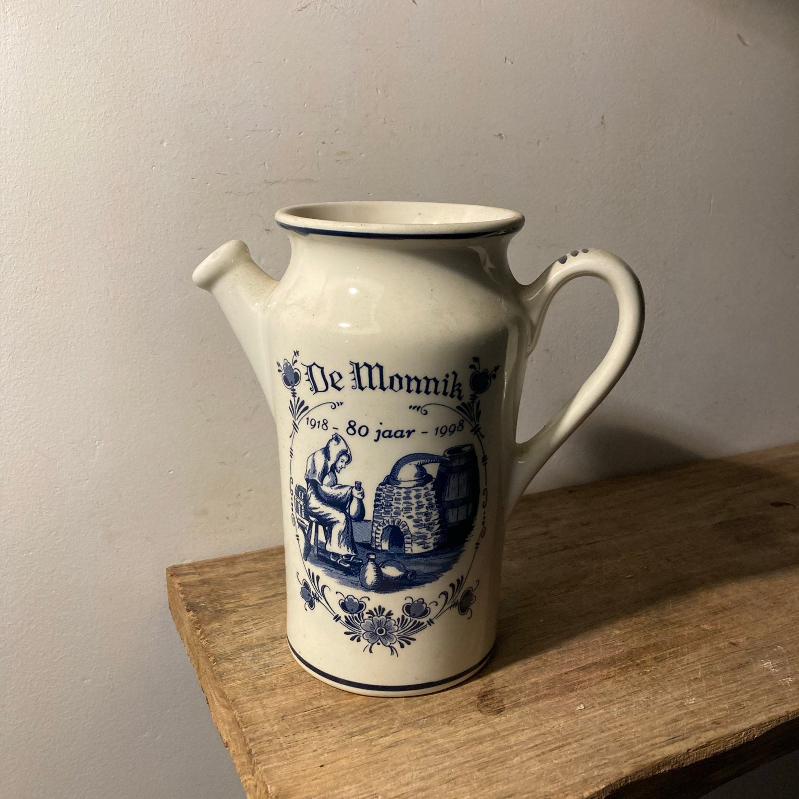 Delfts blauwe schenkkan 'De Monnik' Royal Goedewaagen, Ophalen of Verzenden