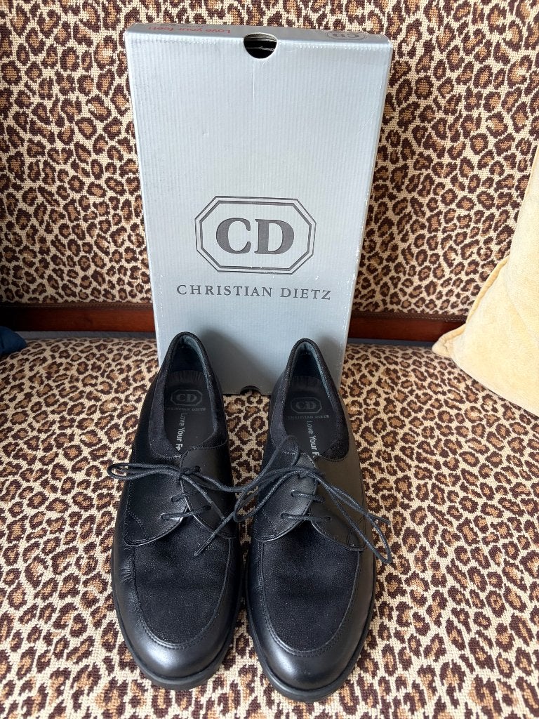 Zwarte leren damesschoenen Christian Dietz, Ophalen of Verzenden, Nieuw, Zwart