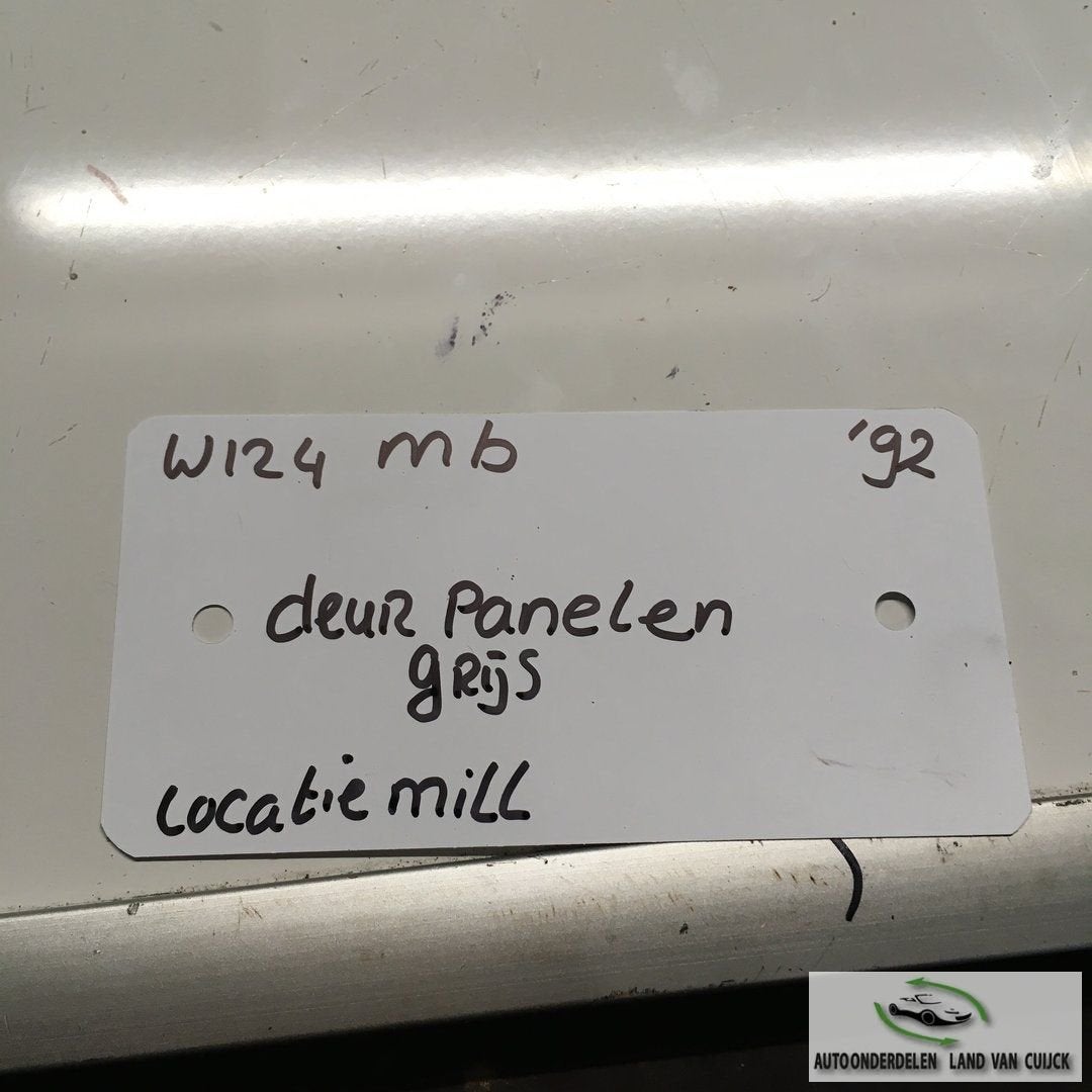Mercedes W124 1992 sedan Deurpanelen, Gebruikt, -, -, Ophalen of Verzenden