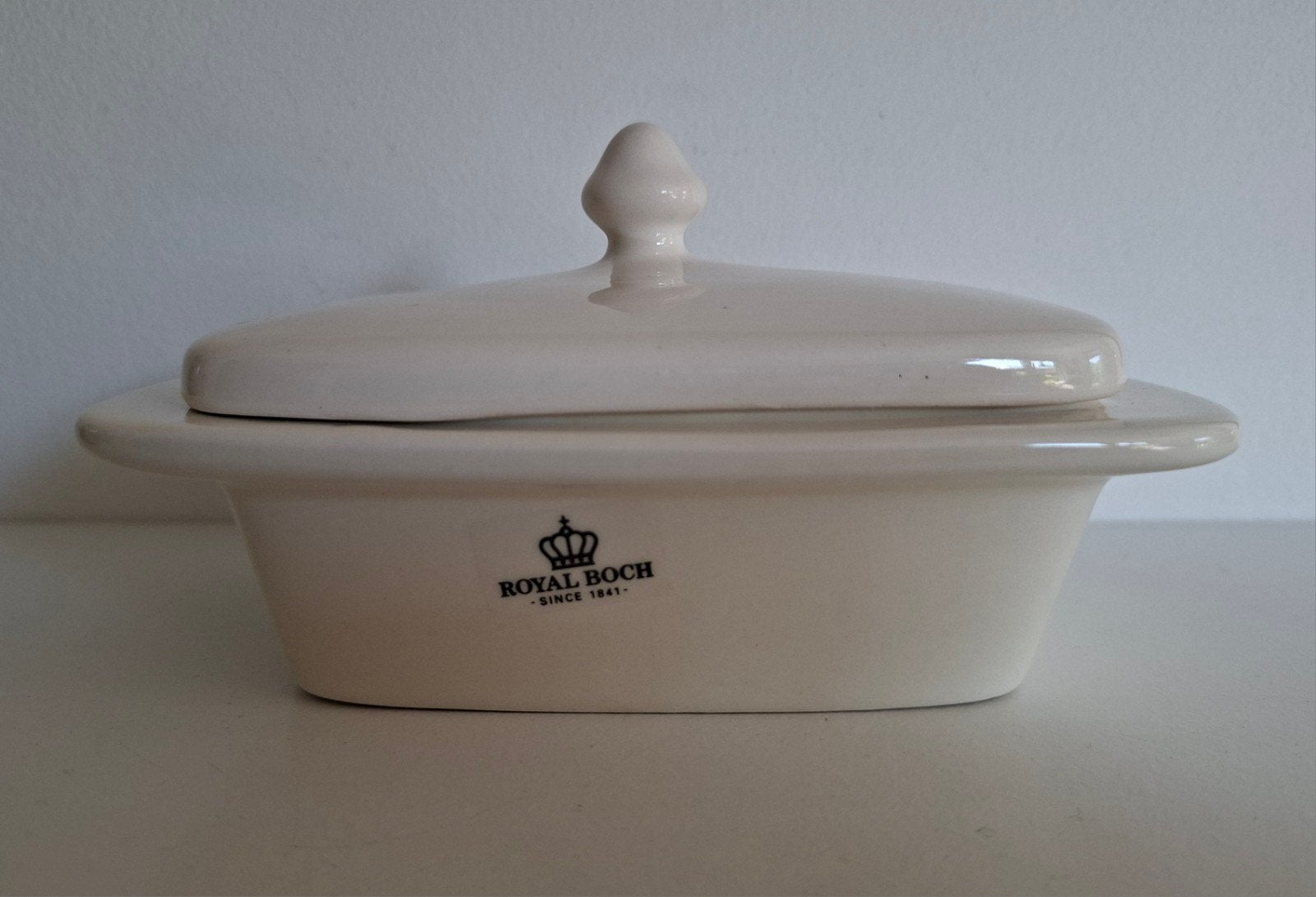 Royal Boch botervloot - Crèmekleurig aardewerk, Huis en Inrichting, Keuken | Servies, Overige typen, Ophalen of Verzenden, Zo goed als nieuw