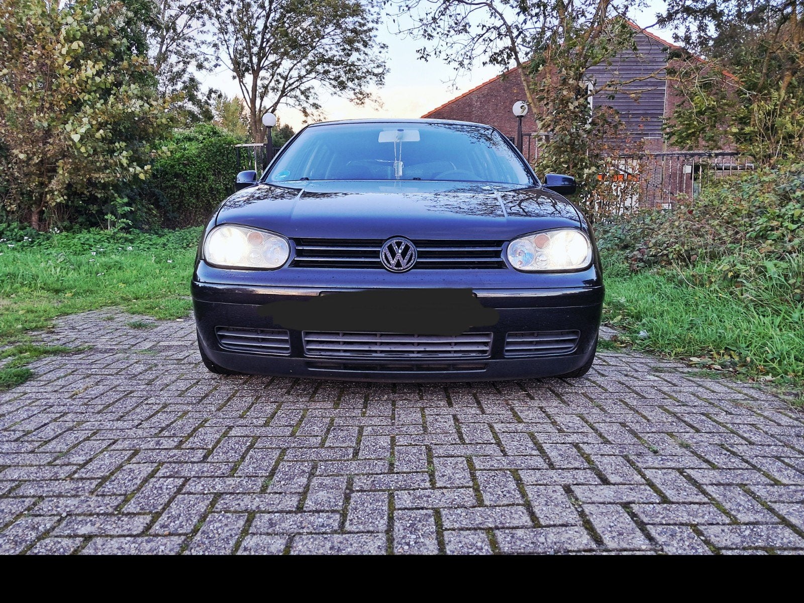 Volkswagen Golf 4 1.4 16v euro 4 2003 Zwart, Auto's, Voorwielaandrijving, 74 pk, Zwart, 1104 kg