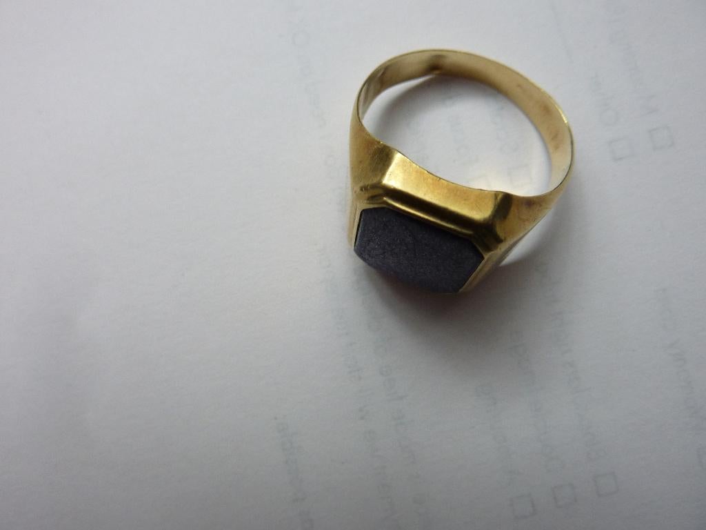 Gouden Zegelring met Glitsersteen, Sieraden, Tassen en Uiterlijk, Ringen, 20 of groter, Heer, Ophalen of Verzenden, Zo goed als nieuw