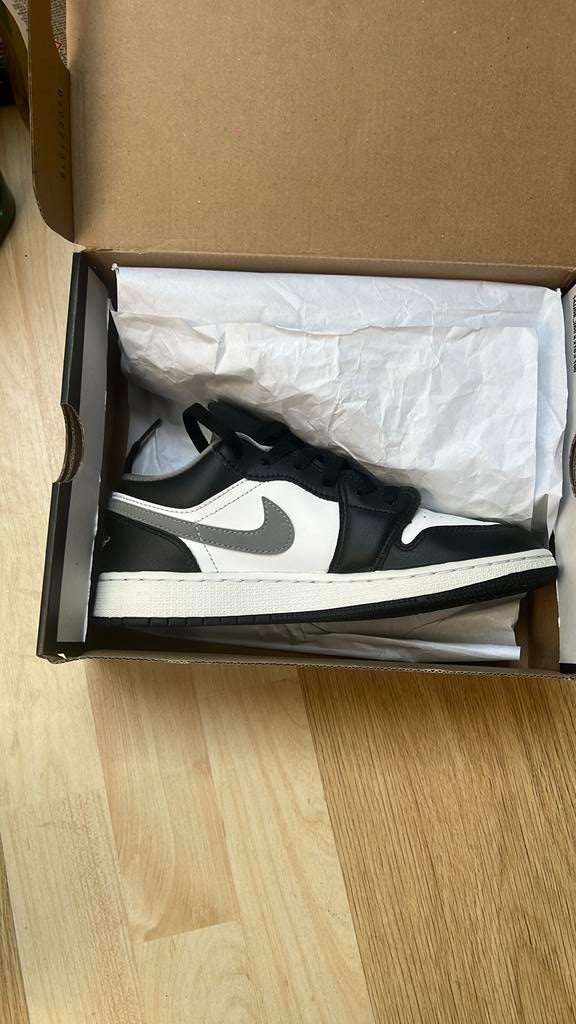 Nike Air jordan 1 lage sneakers 37,5, Kleding | Dames, Schoenen, Ophalen of Verzenden, Nieuw, Wit, Sneakers of Gympen