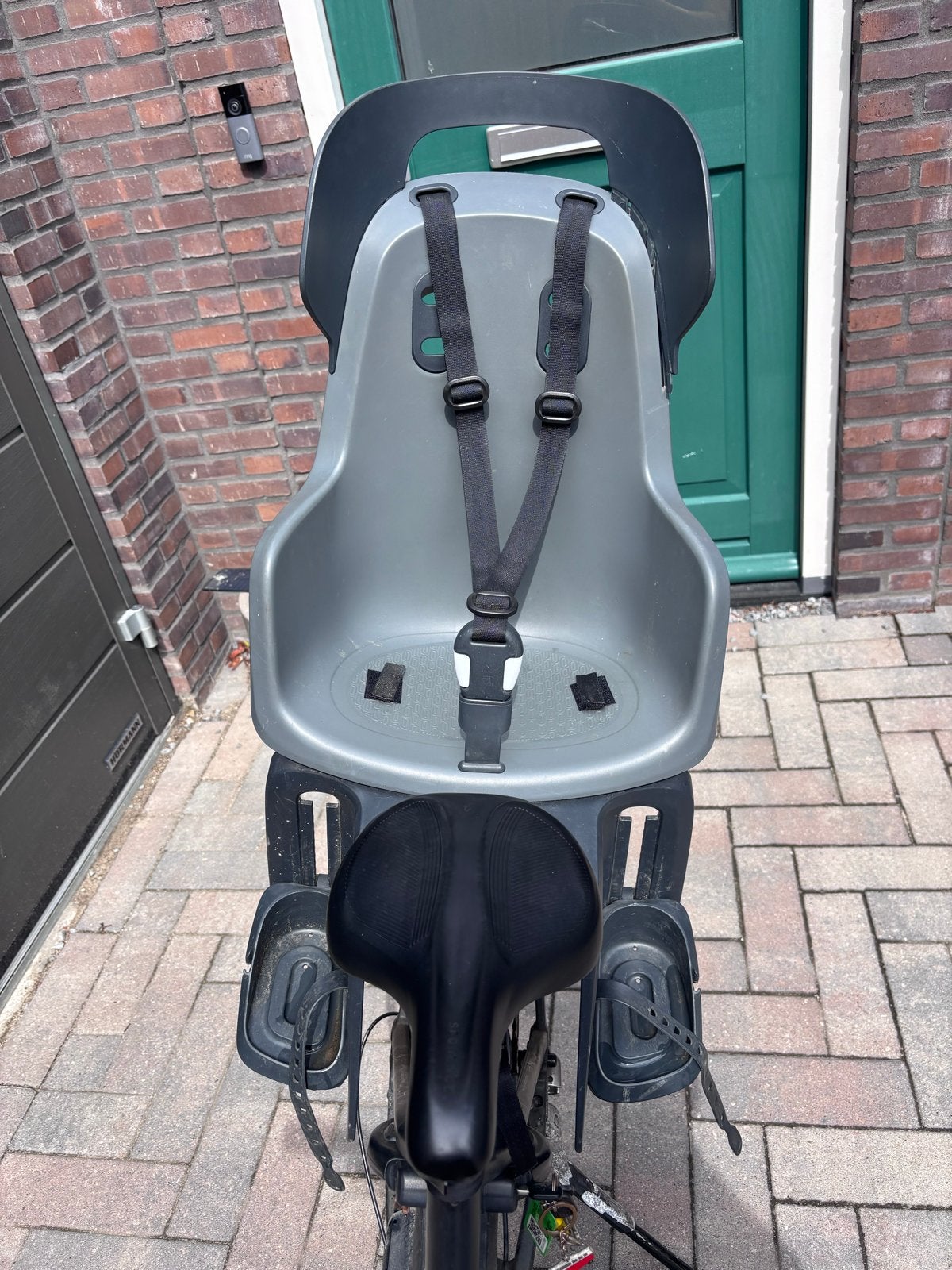 Bobike Fietsstoeltje achterzitje grijs, Fietsen en Brommers, Ophalen, Achterzitje, 9 t/m 36 kg, Gebruikt