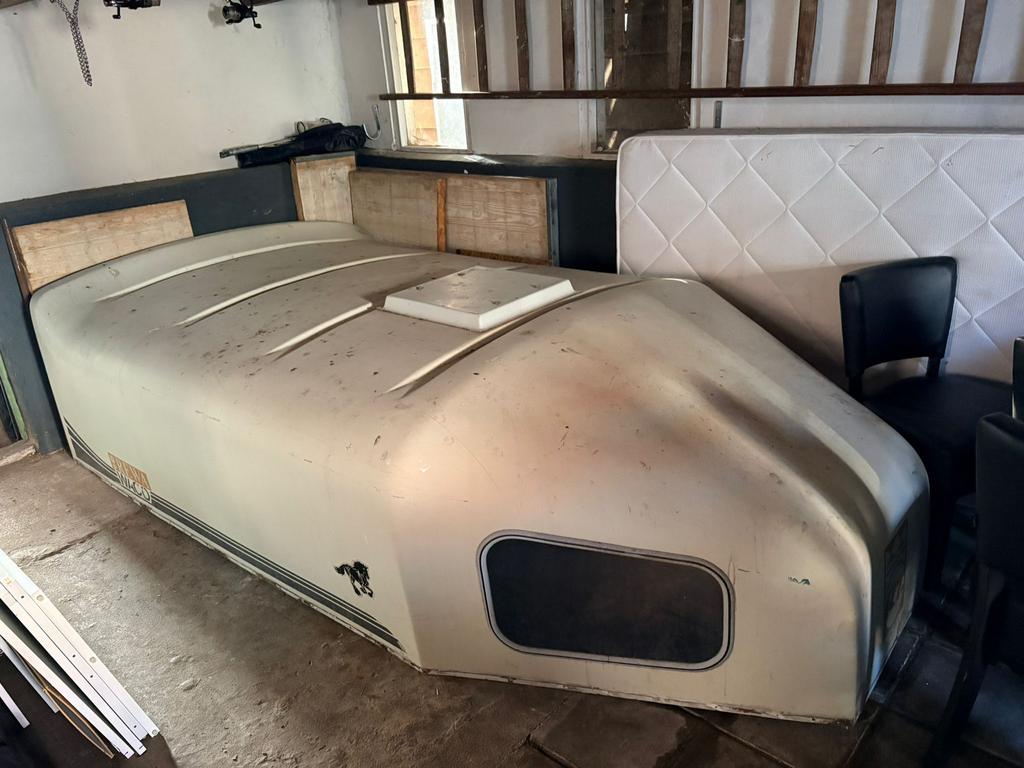 Gratis polyester kap voor twee paards trailer, Auto-onderdelen, Ophalen, Nieuw