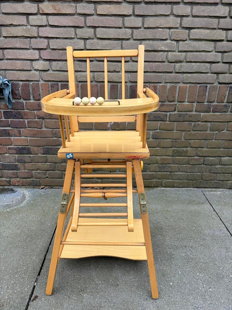 Combelle kinderstoel - multifunctioneel en duurzaam, Ophalen, Gebruikt, Meegroeistoel