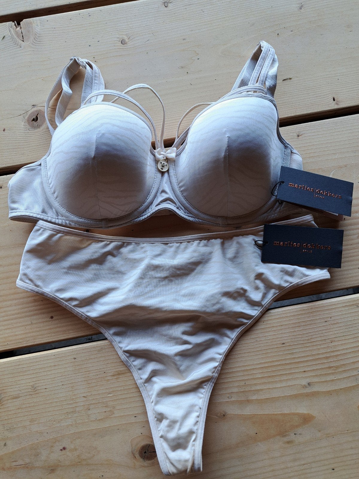marlies dekkers 75c string M, Kleding | Dames, Ondergoed en Lingerie, Marlies Dekkers, Ophalen of Verzenden, Beige, Setje