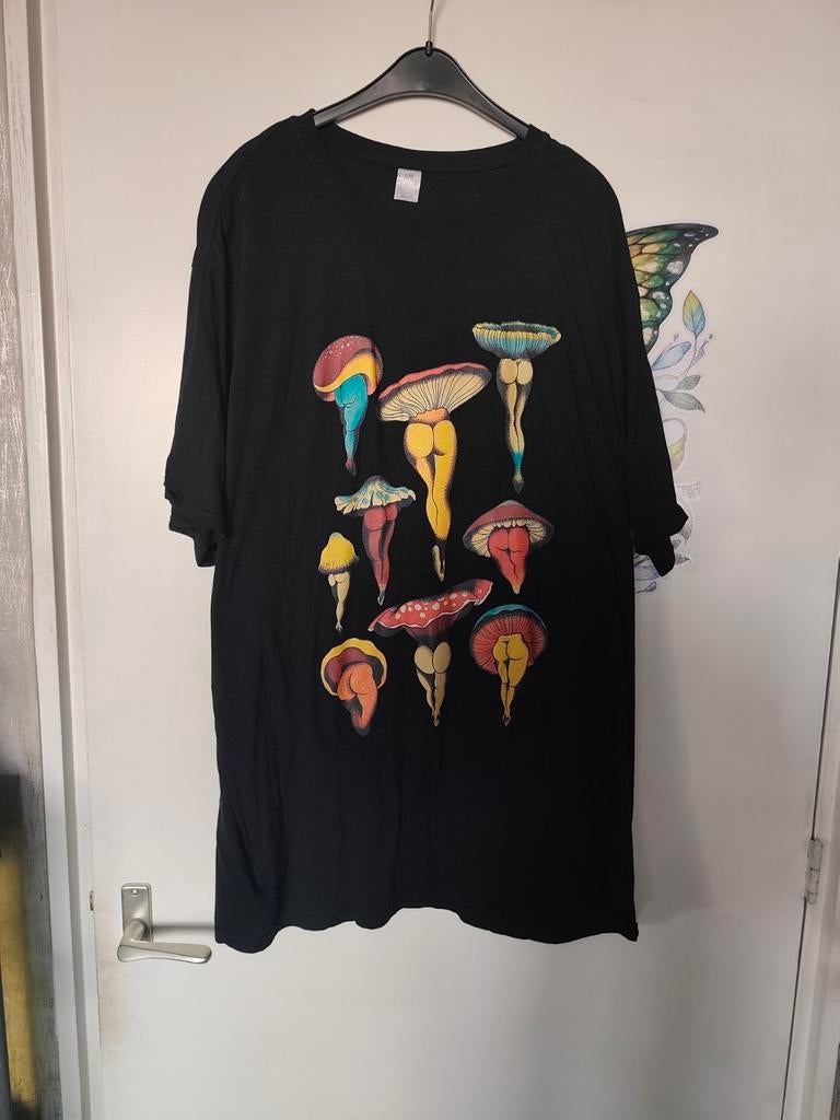 Zwart T-shirt met paddenstoel print 6XL, Kleding | Heren, T-shirts, Ophalen of Verzenden