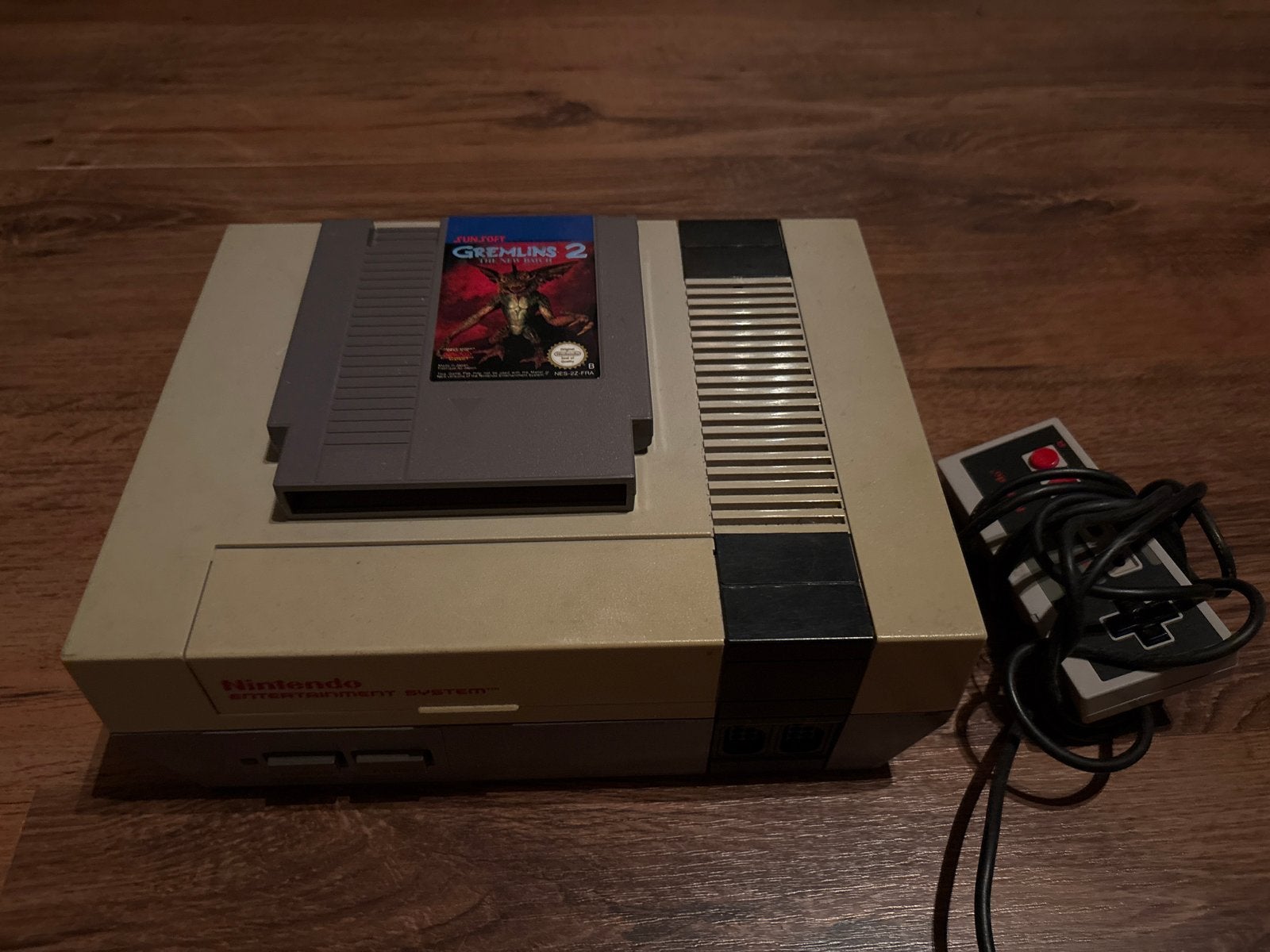 Nintendo Entertainment System (NES) met Gremlins 2 game, Ophalen of Verzenden, Gebruikt, Met 1 controller, Met games
