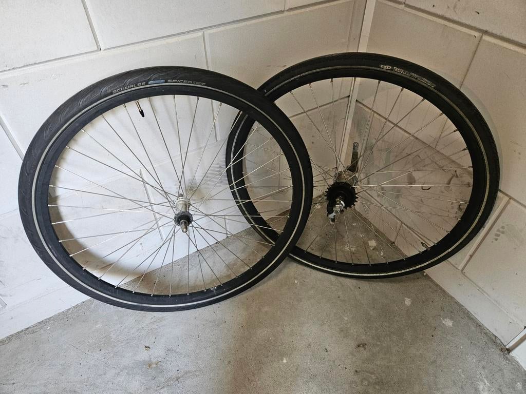 Set 28 inch met Shimano V3, Ophalen, SHIMANO