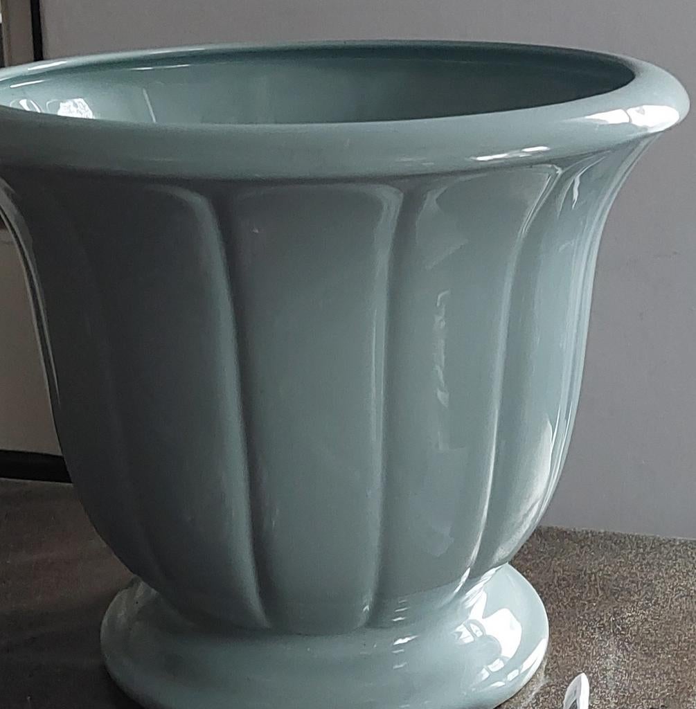 Grote vintage pastelgroene bloempot 28cm hoog 33 doorsnede, Rond, Zo goed als nieuw, Minder dan 40 cm, Balkon