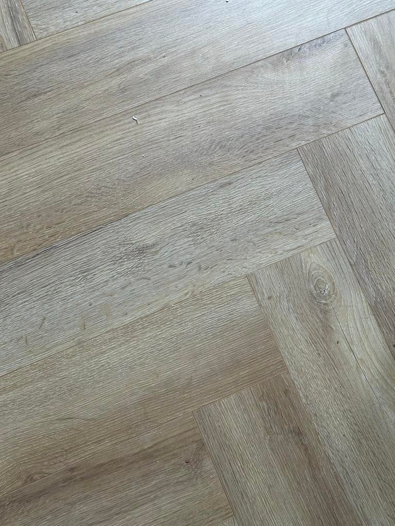 Laminaat Visgraat Grand Oak 11.14m2, Ophalen, 50 tot 150 cm, Nieuw, 10 m² of meer