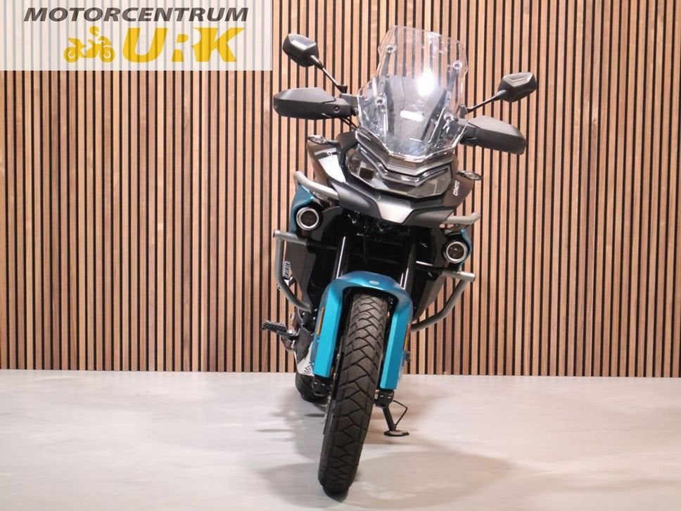 CFMOTO 800MT Explore ES Nepptune Blue (bj 2026), 2 cilinders, Motorrijbewijs A, Bedrijf, Onbekend