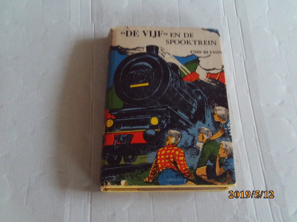 "de vijf" en de spooktrein/en de schat in - enid blyton, Ophalen of Verzenden, Gelezen, Fictie algemeen
