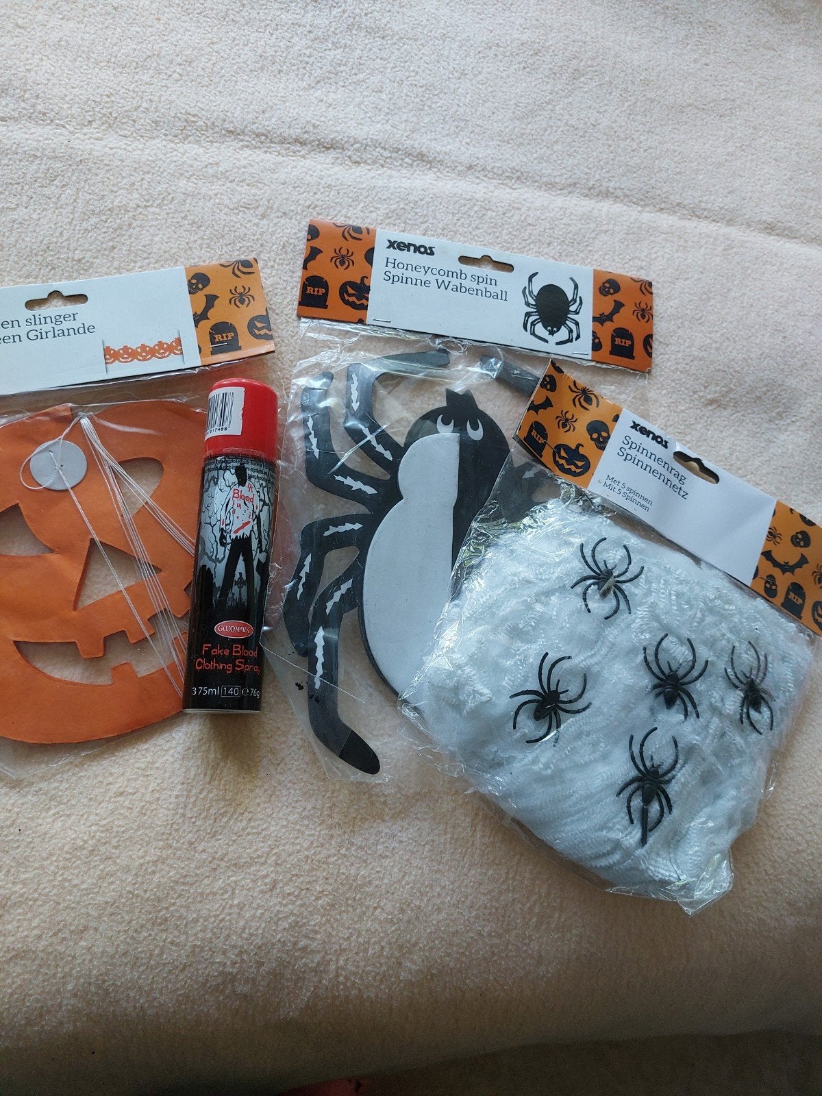 Halloween Decoratie: Spinnenweb, Spinnen, Bloed & Slinger, Ophalen of Verzenden, Nieuw, Versiering, Halloween of Griezel