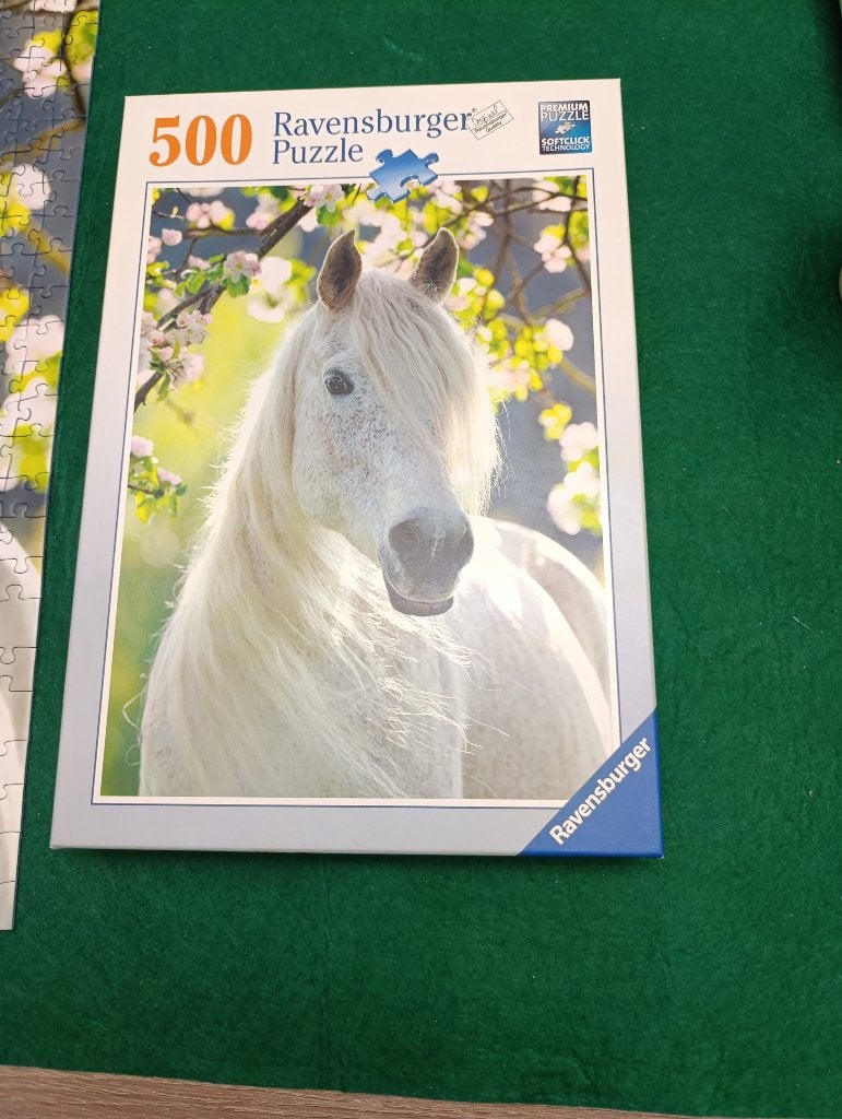 Te koop, paarden puzzels, Ophalen of Verzenden, Meer dan 50 stukjes, Zo goed als nieuw, 6 jaar of ouder