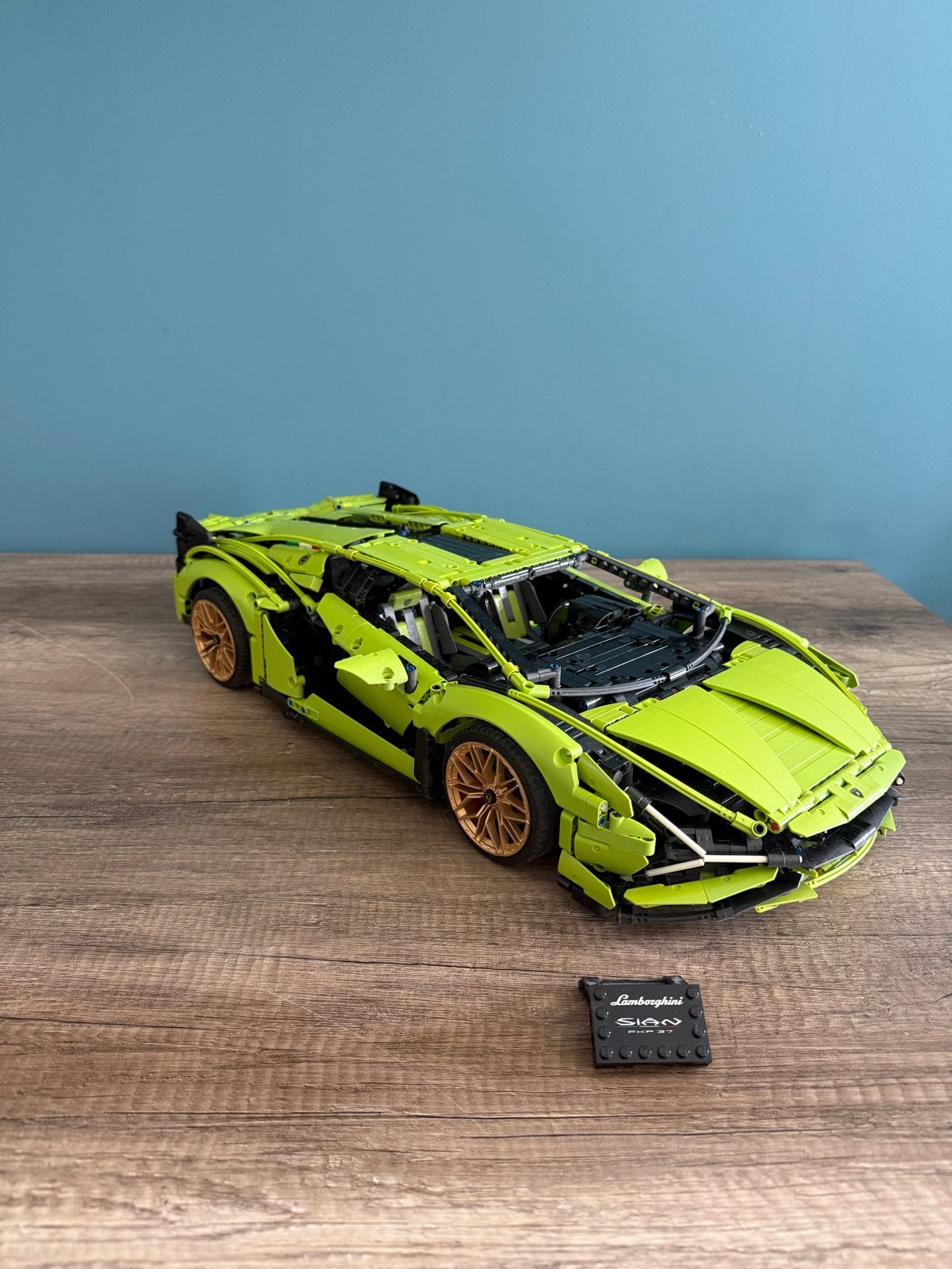 LEGO Technic Lamborghini Sián FKP 37 met doos en boekjes, Kinderen en Baby's, Speelgoed | Bouwstenen, Ophalen of Verzenden, Gebruikt