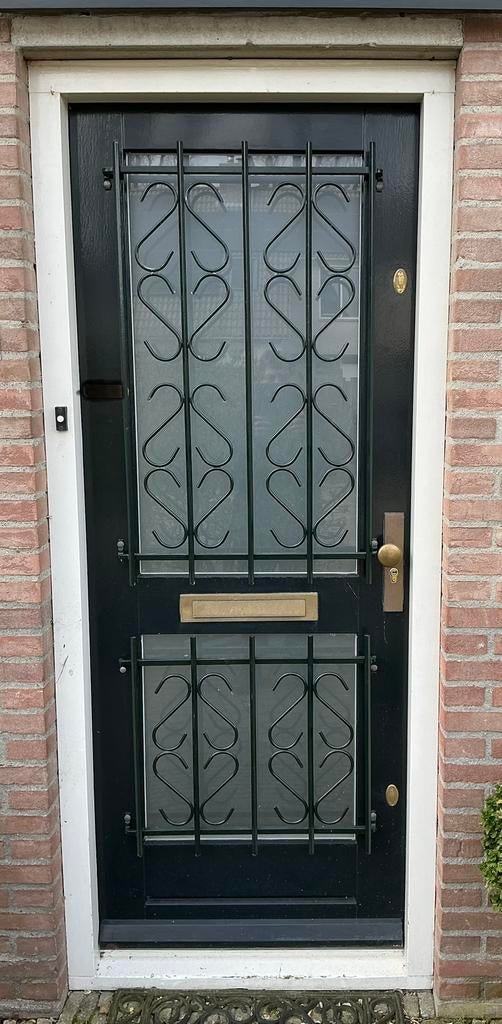 Hardhouten voordeur met sierrooster en melkglas, Ophalen, Gebruikt, 80 tot 100 cm, Buitendeur
