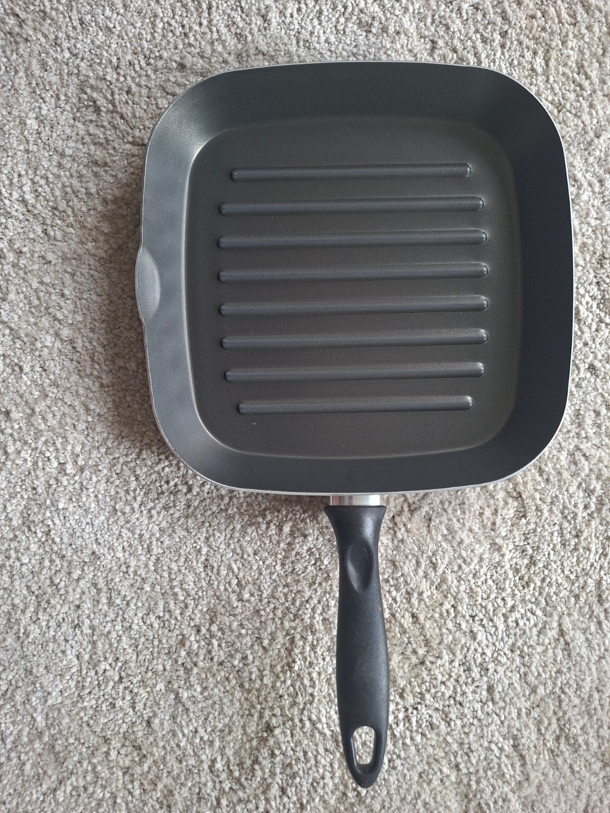 Grillpan Nieuw, Ophalen, Nieuw