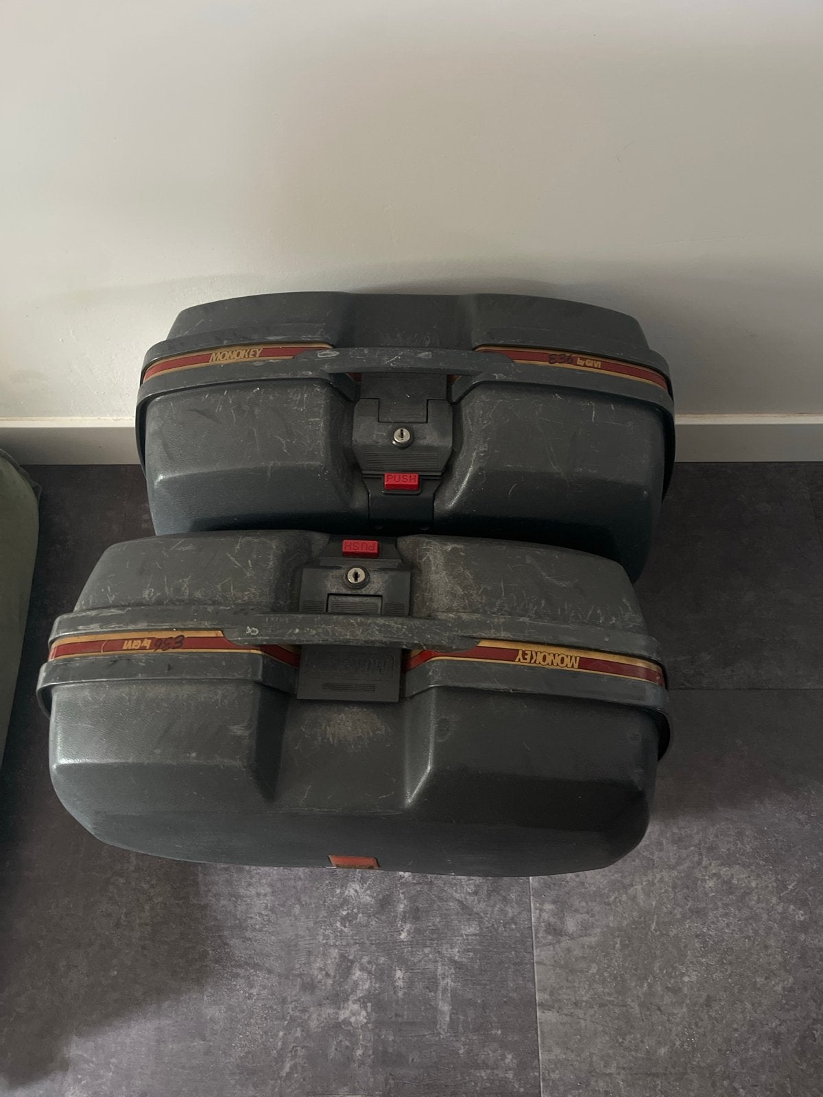 Givi Monokey Zijkoffers - Passend op Givi Zijbeugels, Motoren, Ophalen, Gebruikt