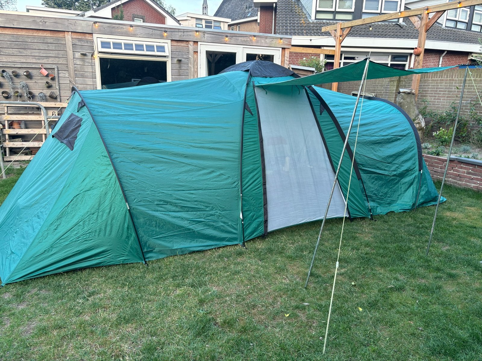 Ruime 8-persoons tunneltent - Ideaal voor gezinnen/groepen, Caravans en Kamperen, Tenten, Ophalen, Gebruikt, Tot en met 6