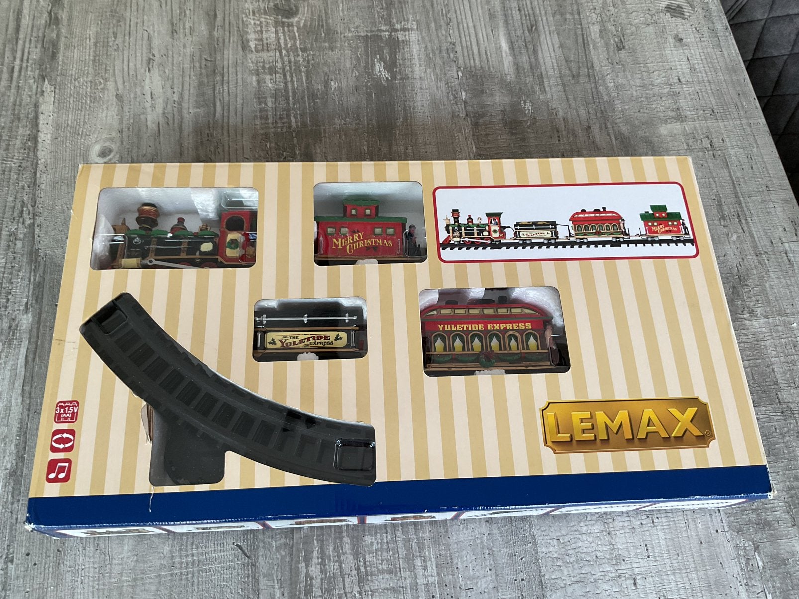 Lemax yuletide express. Lemax trein, Ophalen of Verzenden, Zo goed als nieuw
