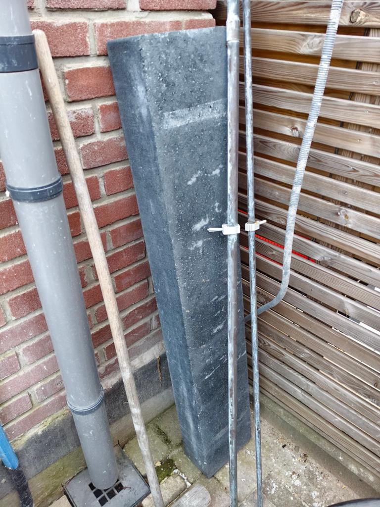 Betonnen traptrede, Ophalen of Verzenden, Gebruikt