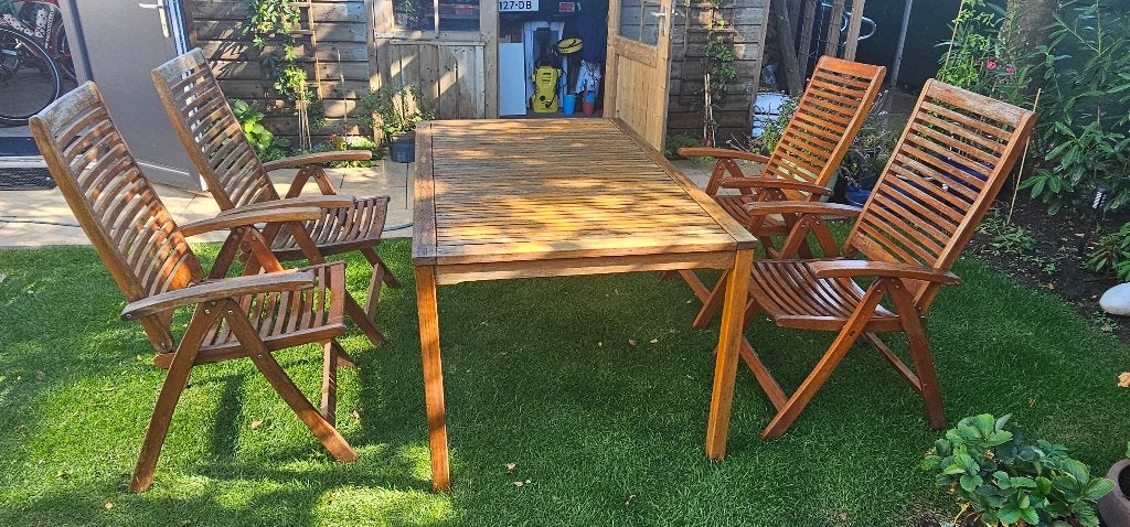 hardhouten tuintafel + 4 verstelbare hardhouten stoelen, Ophalen, 4 zitplaatsen, Gebruikt, Hardhout